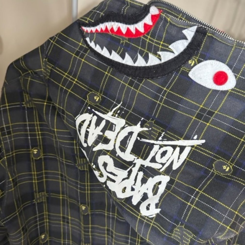 BAPE × undefeated check shark full zip  Black/Yellow Striped Hoodie